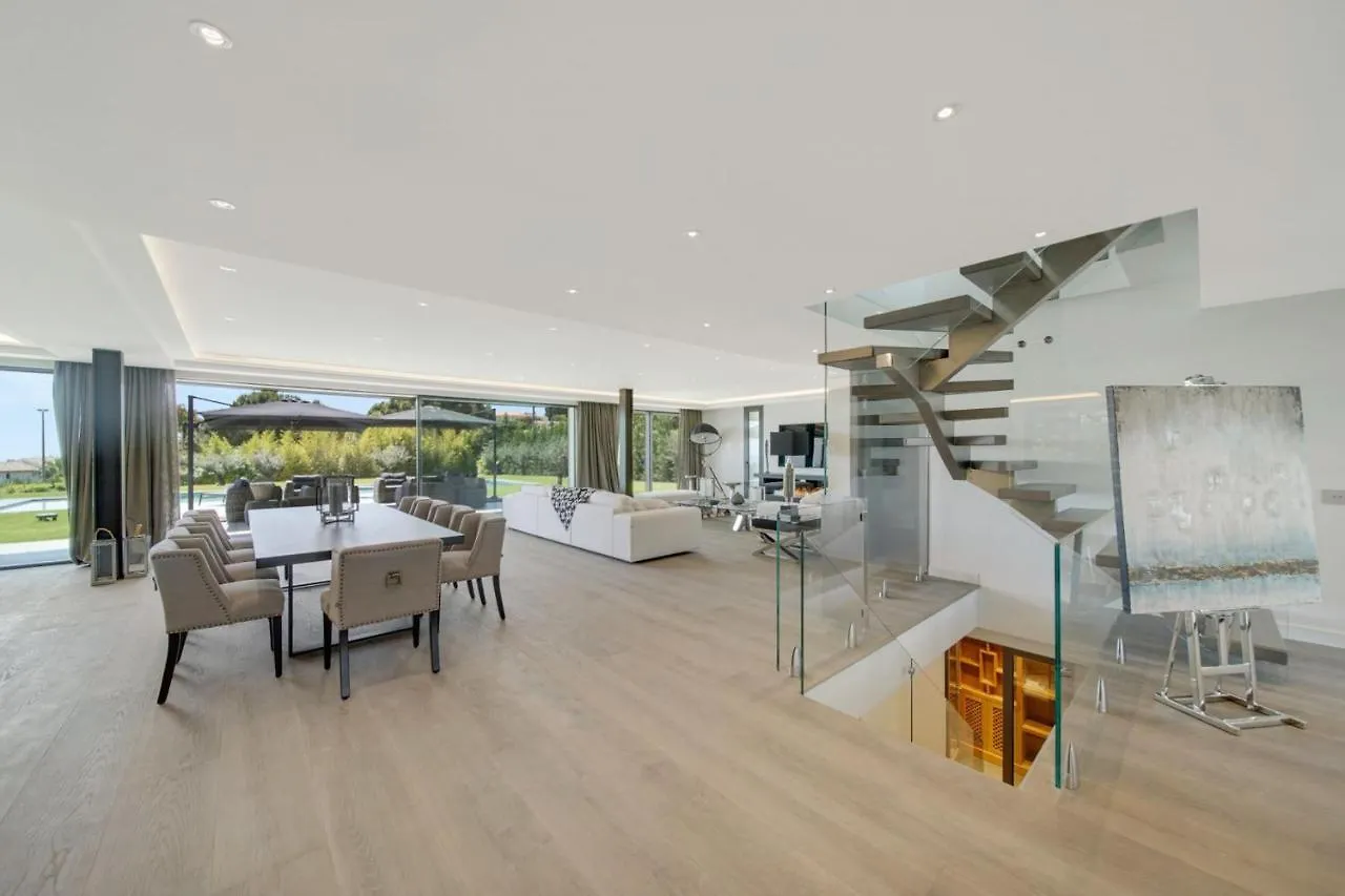 Cannes Luxury Rental - Modern Villa France